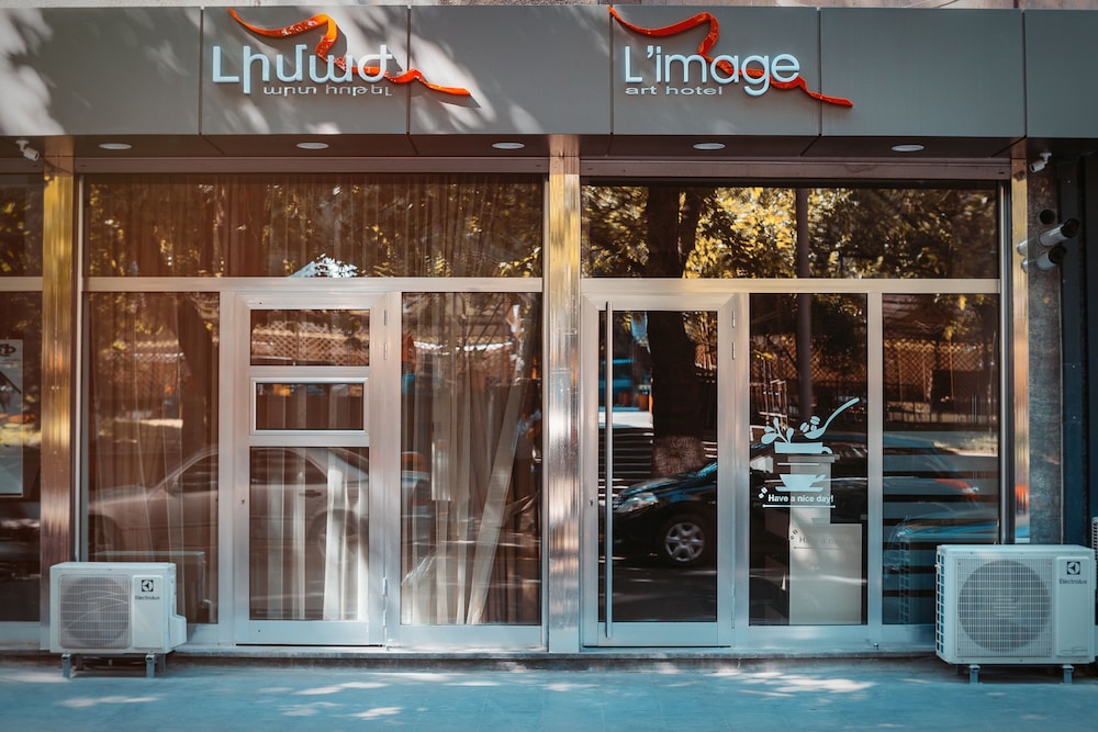 L'image Art Hotel 2/27