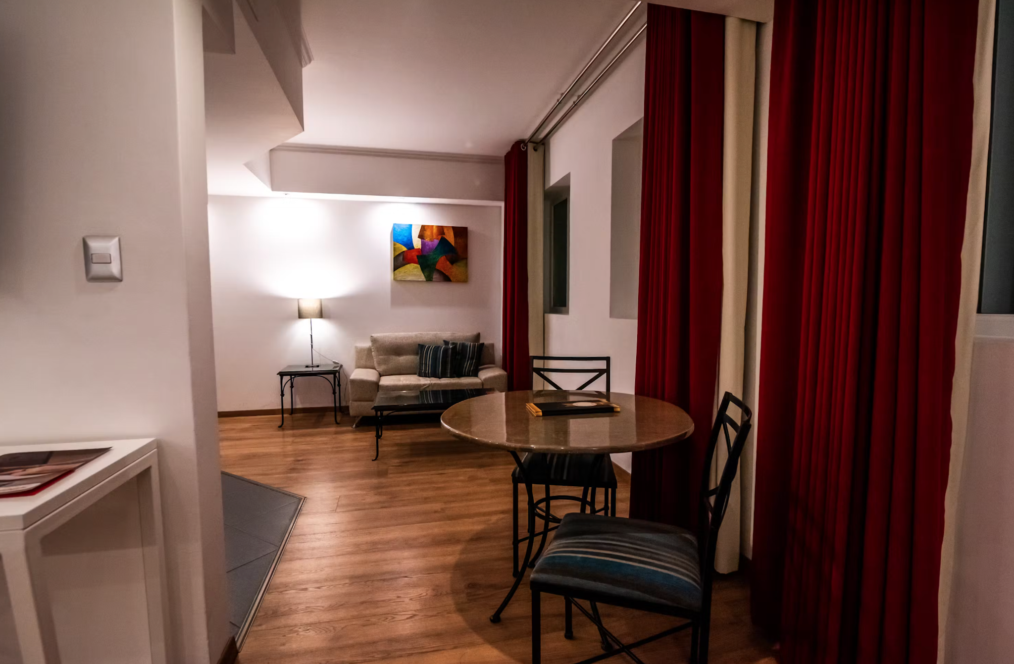 El Polo Apart Hotel and Suites 6/8