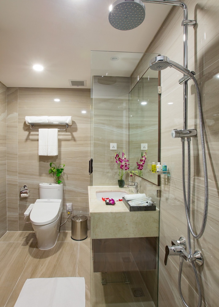 Orchids Hotel Saigon 70/70