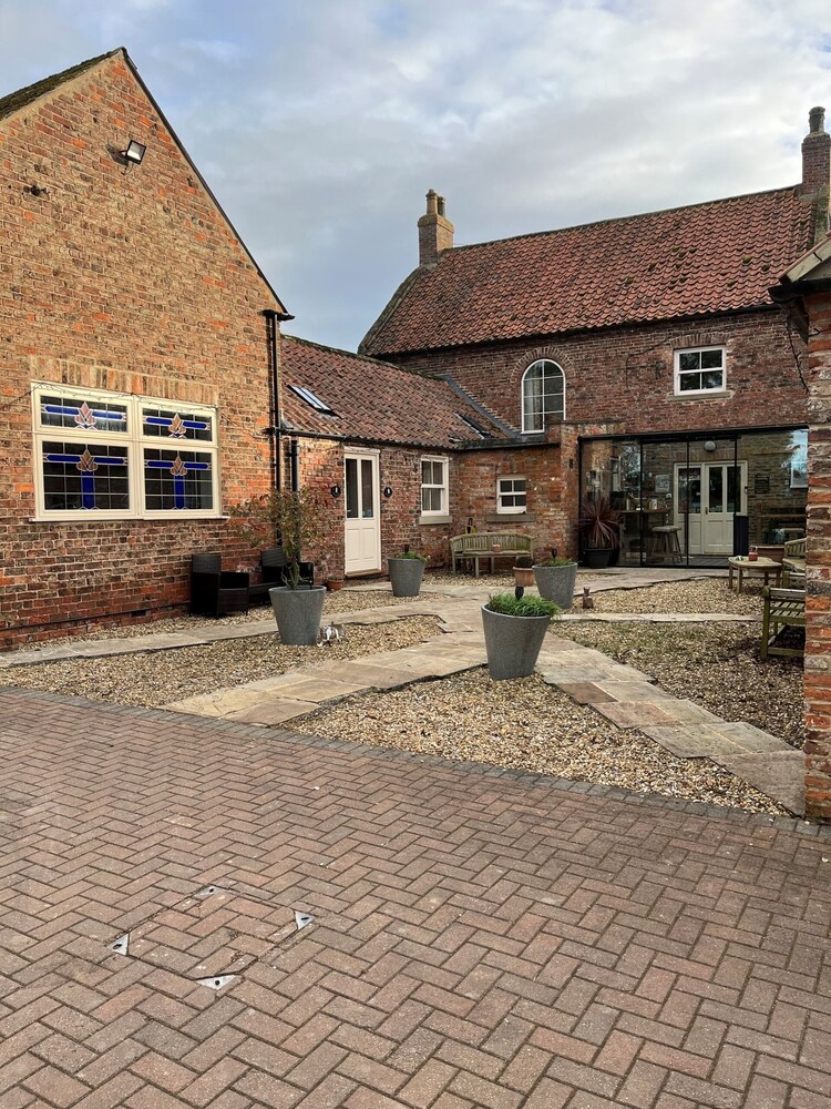 Newsham Grange Farm Bed and Breakfast 25/36
