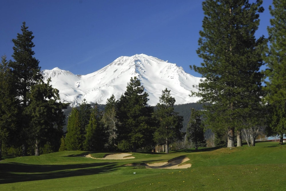 Mount Shasta Resort 59/63