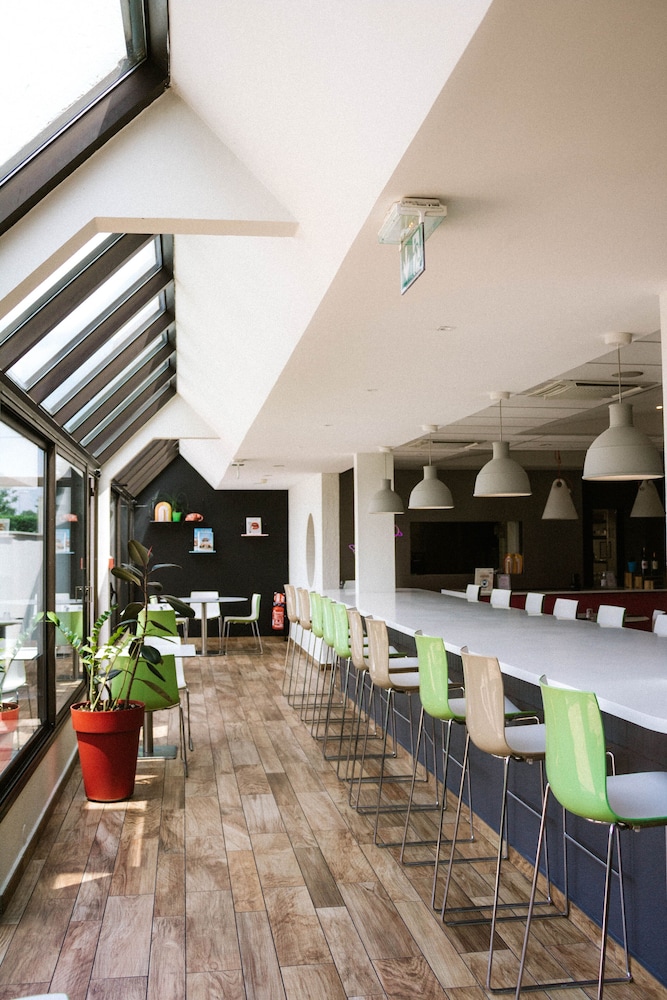 Ibis Styles Toulouse Labege 19/30