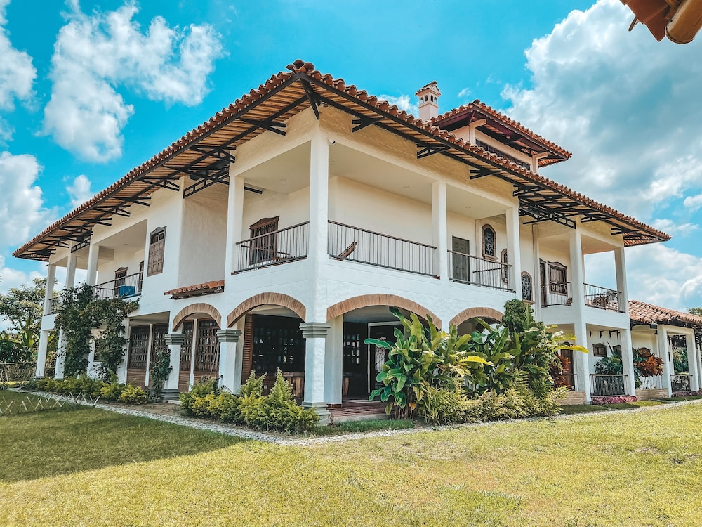 Hotel Casona Montañesa Quindío 2/50