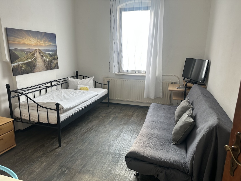 Sultanias Homesharing 9/29