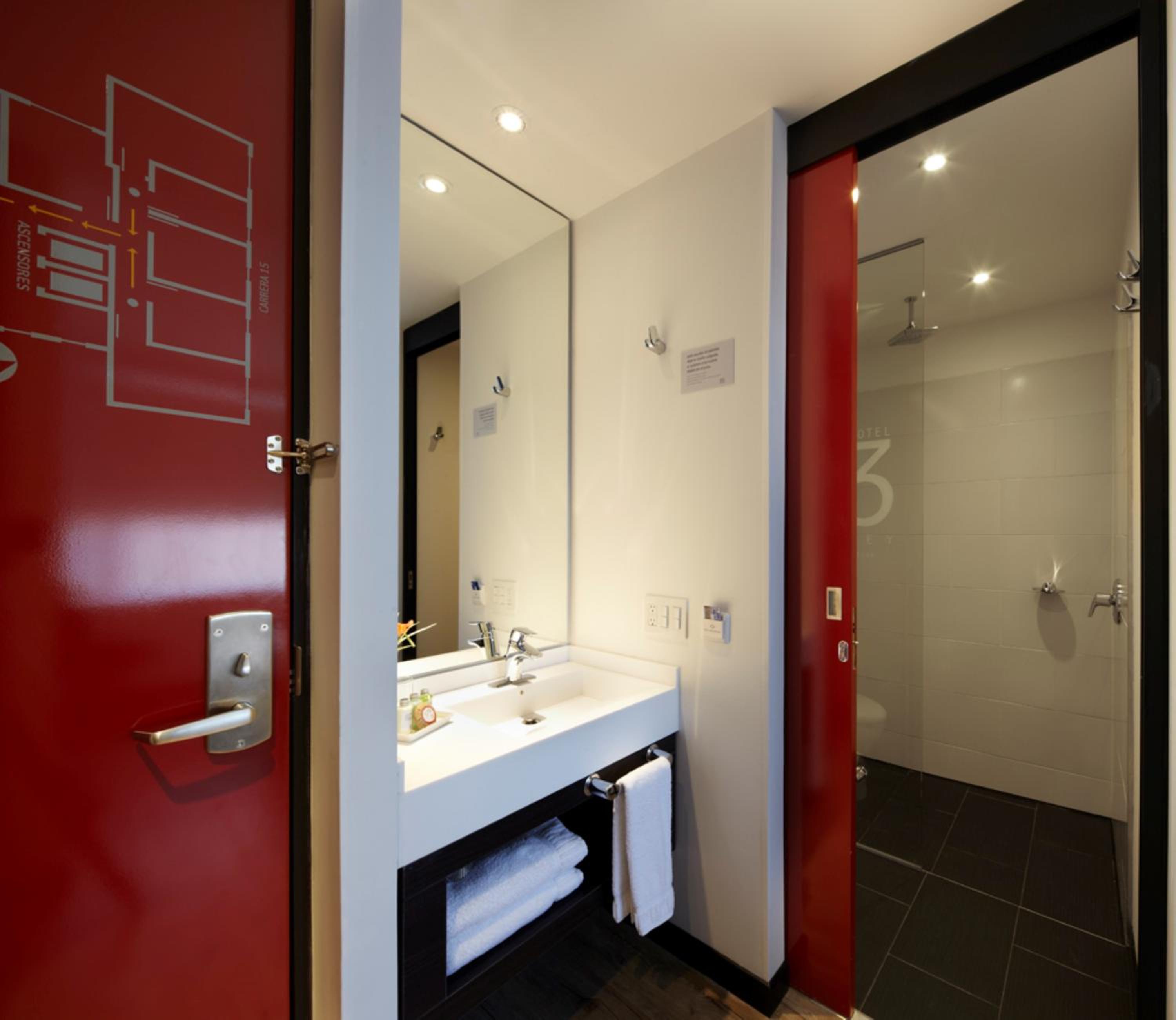 Room, Queen Bed, Hotel B3 Virrey 4/5
