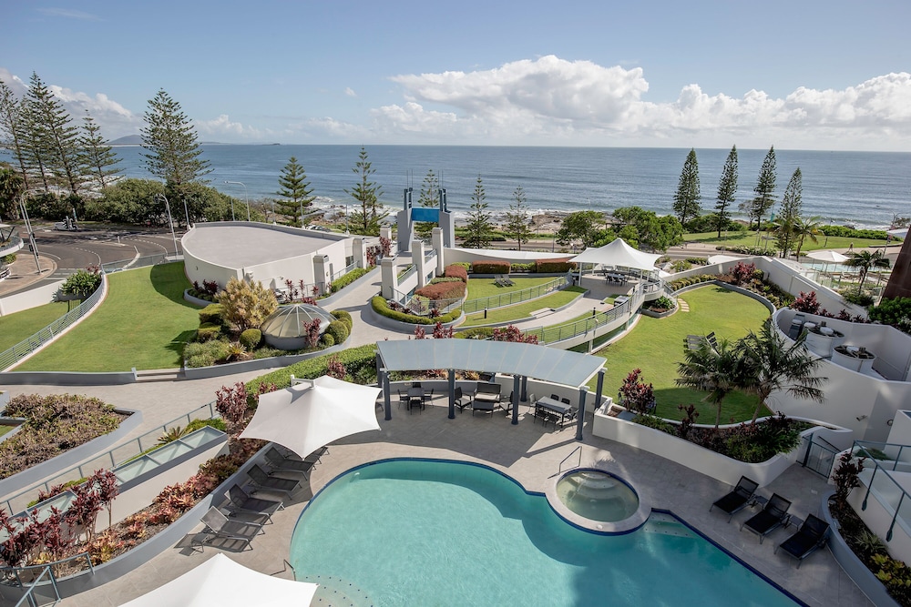 Mantra Mooloolaba Beach 66/72