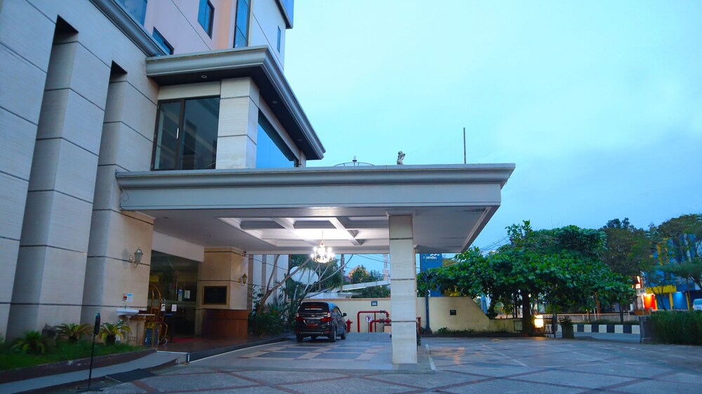 Grand Verona Hotel Samarinda 1/32