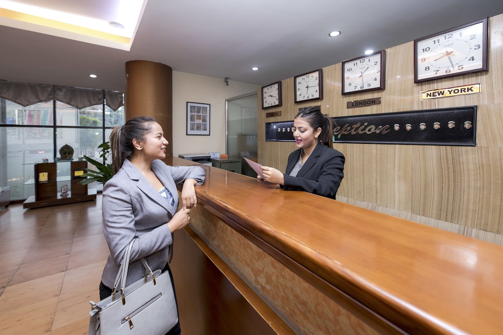 SUMMIT RESIDENCY AIRPORT HOTEL 5/48