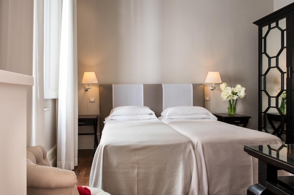 Grand Francia And Quirinale Hotel 17/69