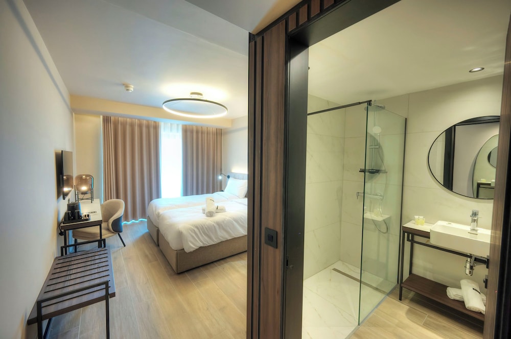 Aste Hotel 57/59