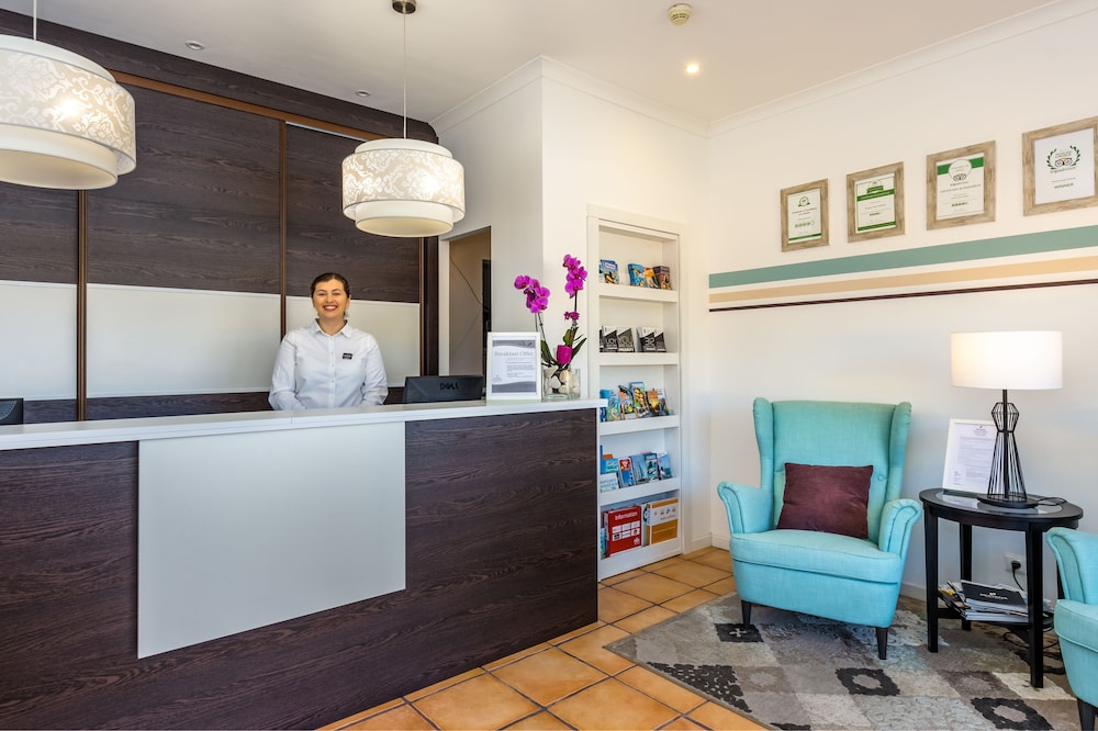 Pestana Palm Gardens 7/50