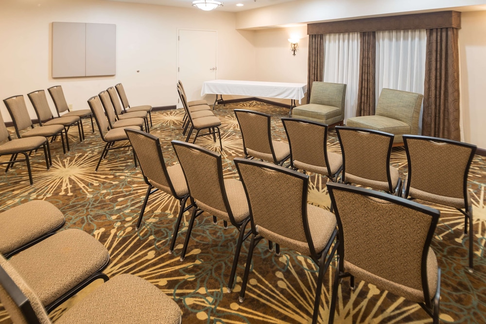 Hampton Inn by Hilton Tiffin 47/47