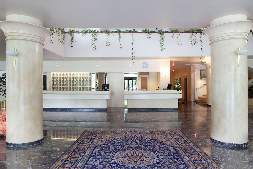 Hotel Sporting 4/50