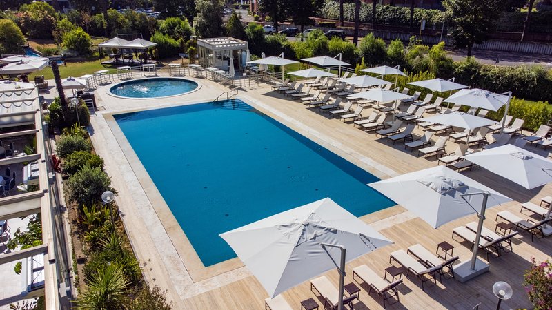 Holiday Inn Rome Eur Parco Dei Medici 74/77