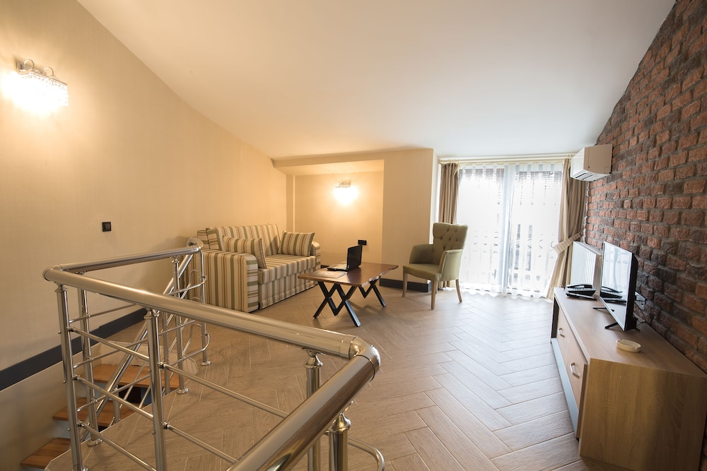 Aldino Residence 28/50