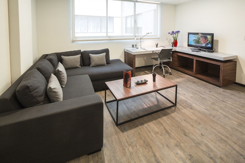FlowSuites WTC 28/50
