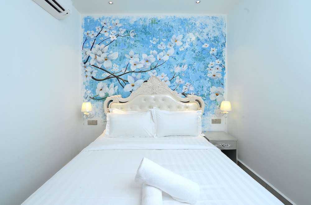 Hotel De Art Usj 21 23/35