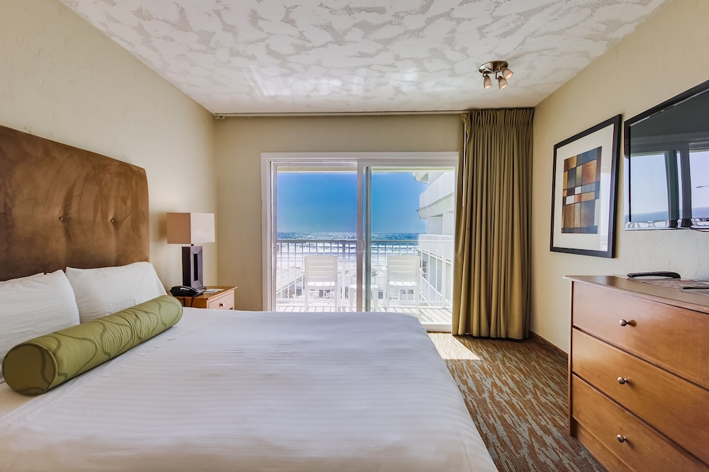 STANDARD, KING BED, OCEAN VIEW