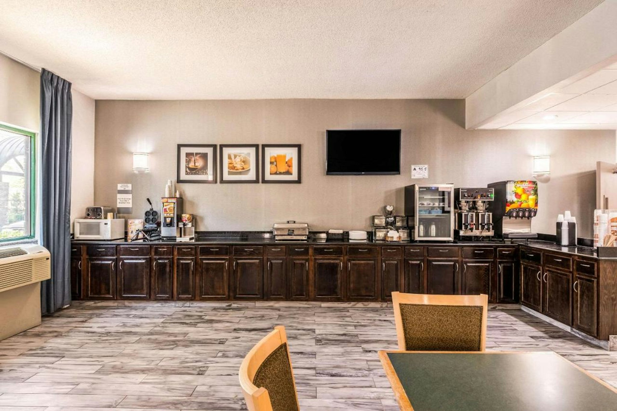 Lake Norman Inn and Suites (ex Clarion) 7/9