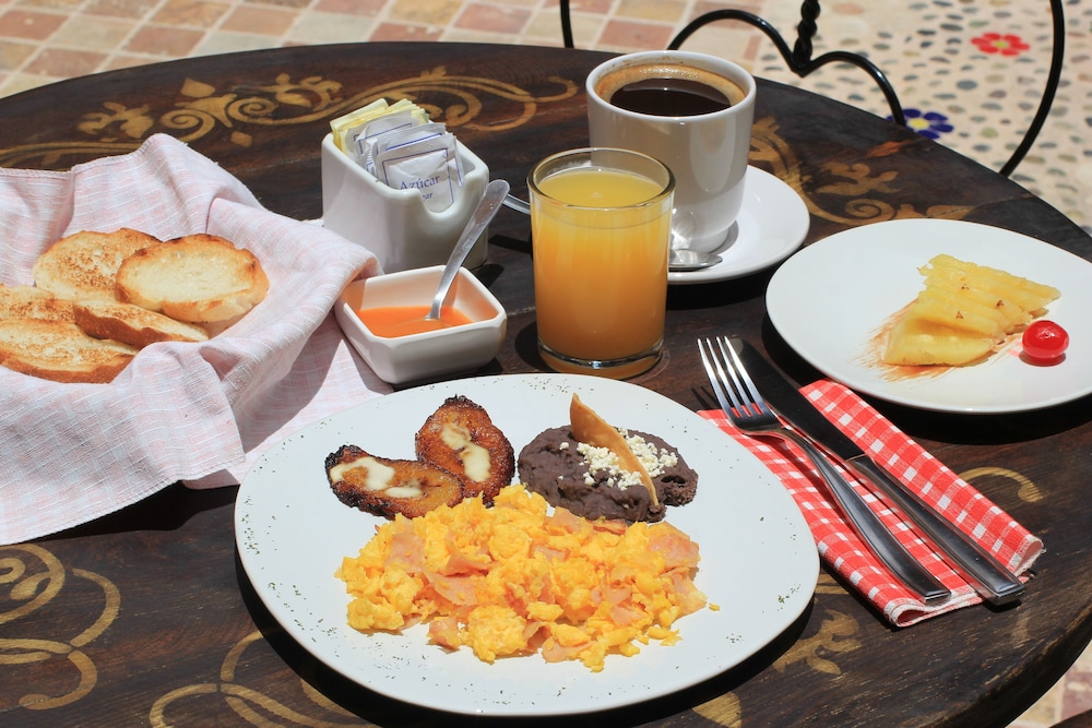 Plaza San Cristobal Inn 34/50