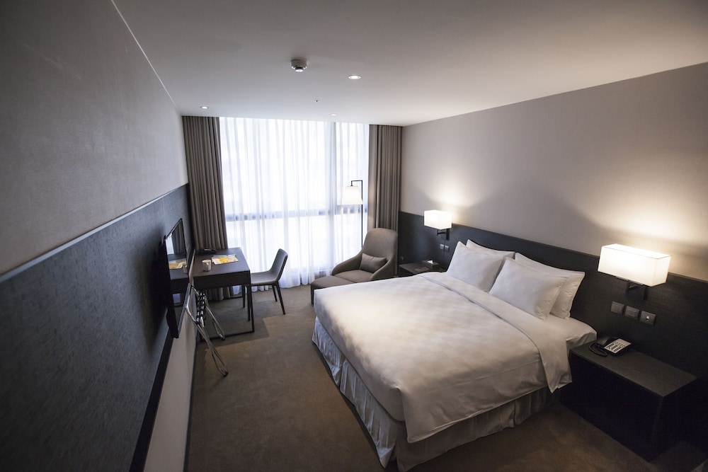 Platinum Hotel 22/71
