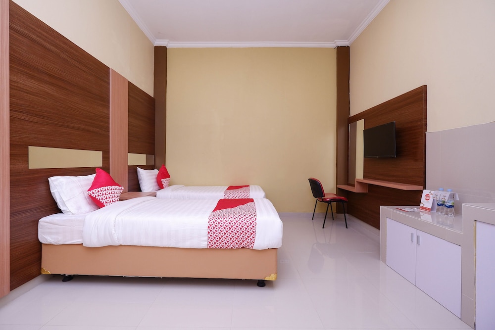 OYO 1506 Shabrina 2 Syariah 7/32