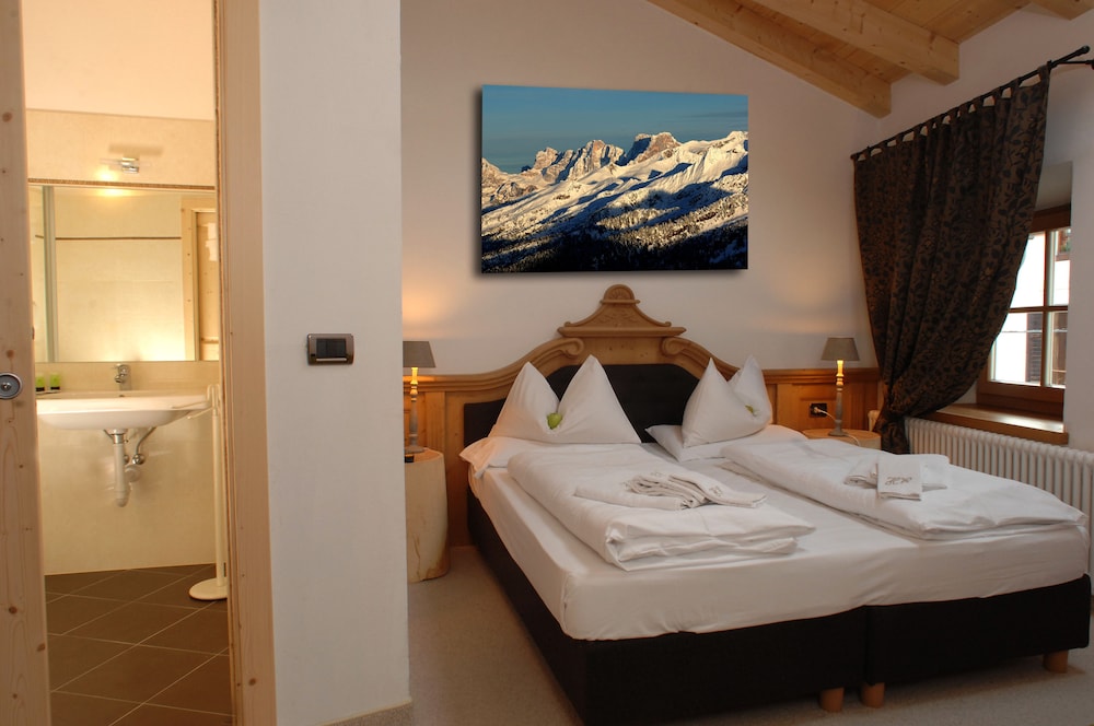 ROMANTIC HOTEL EXCELSIOR 18/45
