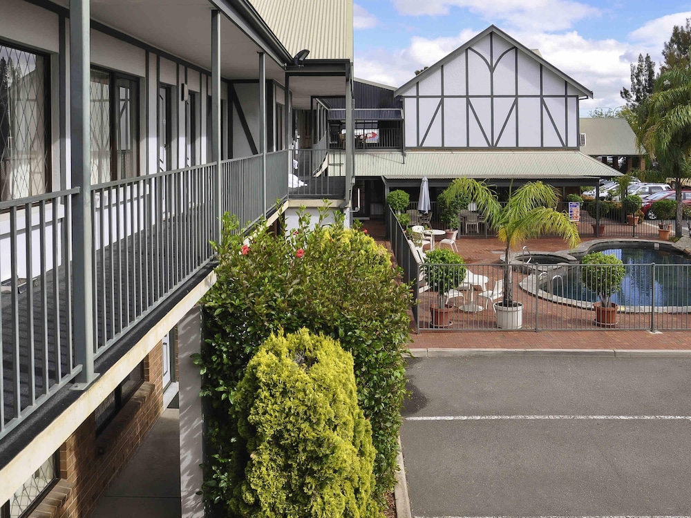 Ibis Styles Adelaide Manor 56/59