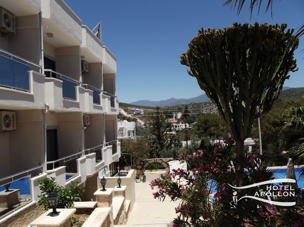 Apollon Hotel 26/37