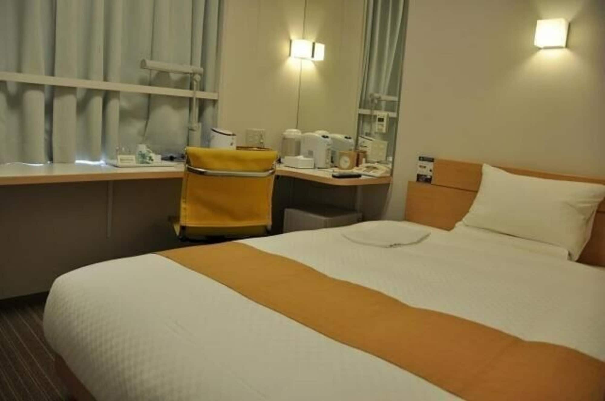 ROOM, DOUBLE BED, SMOKING