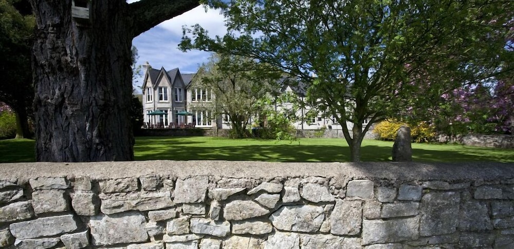 Parc Le Breos House 40/50