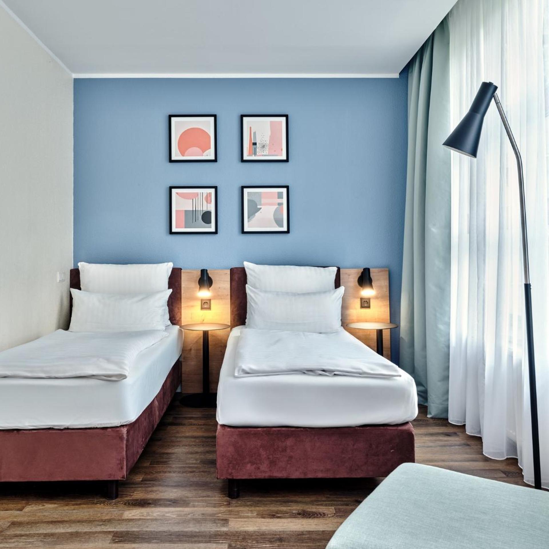 Premium, Single Bed, 3 Beds