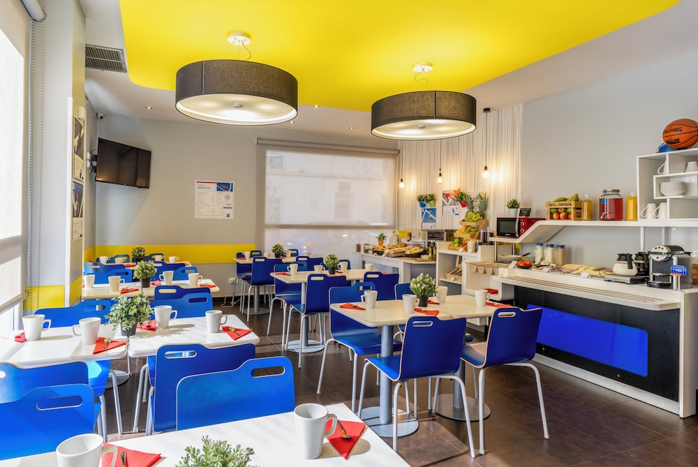 ibis budget Madrid Centro las Ventas 23/32