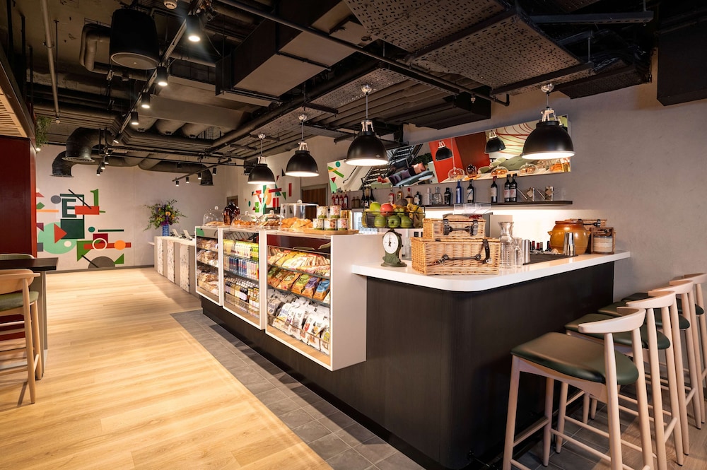Hyatt Place London City East 49/67