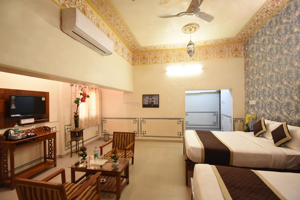 Virasat Mahal Heritage Hotel 22/33
