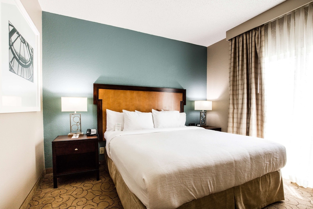 Embassy Suites by Hilton Memphis East Germantown Area 20/80