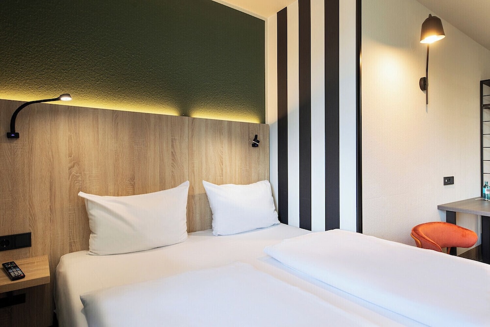 ACHAT Hotel Stuttgart Zuffenhausen 42/80