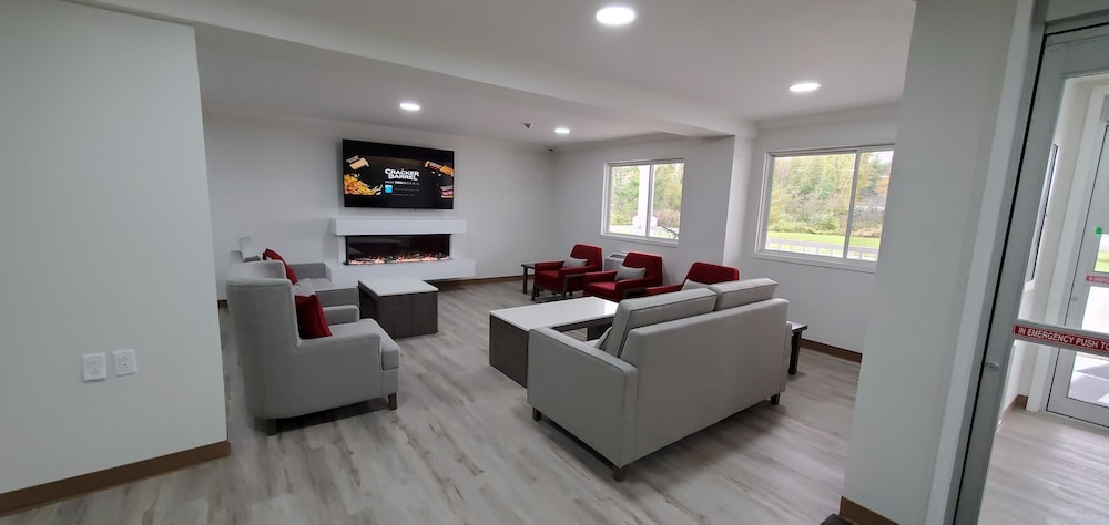 Ramada by Wyndham Miramichi New Brunswick 14/34