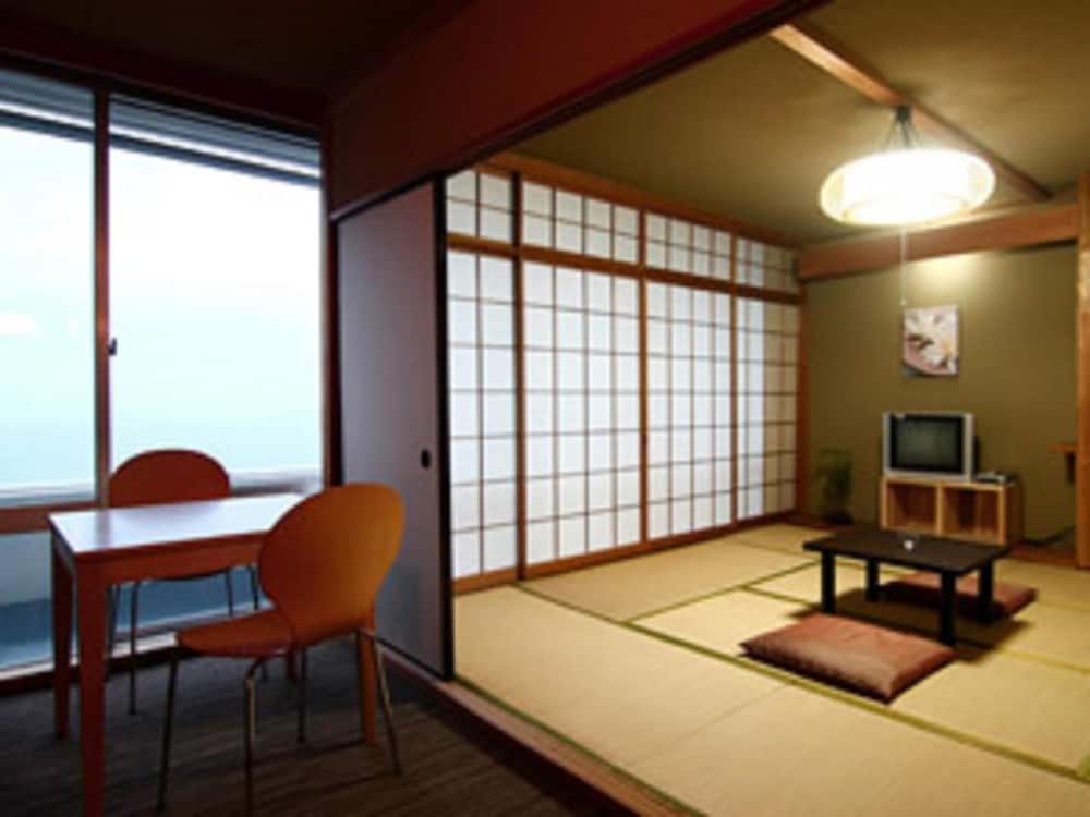 Breezbay Seaside Resort Atami 30/50