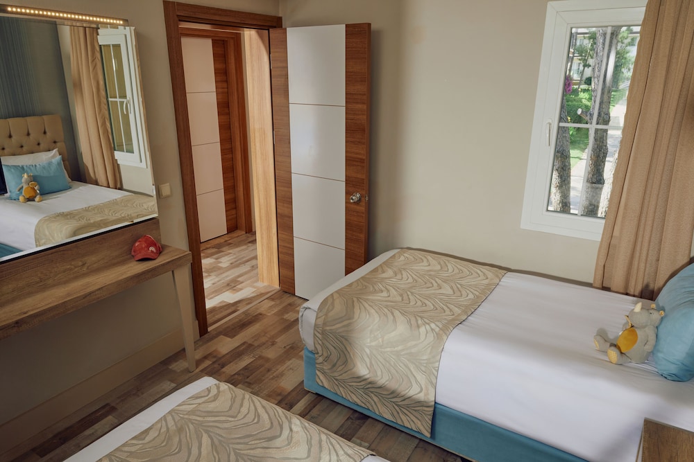 TUI MAGIC LIFE Masmavi 30/72