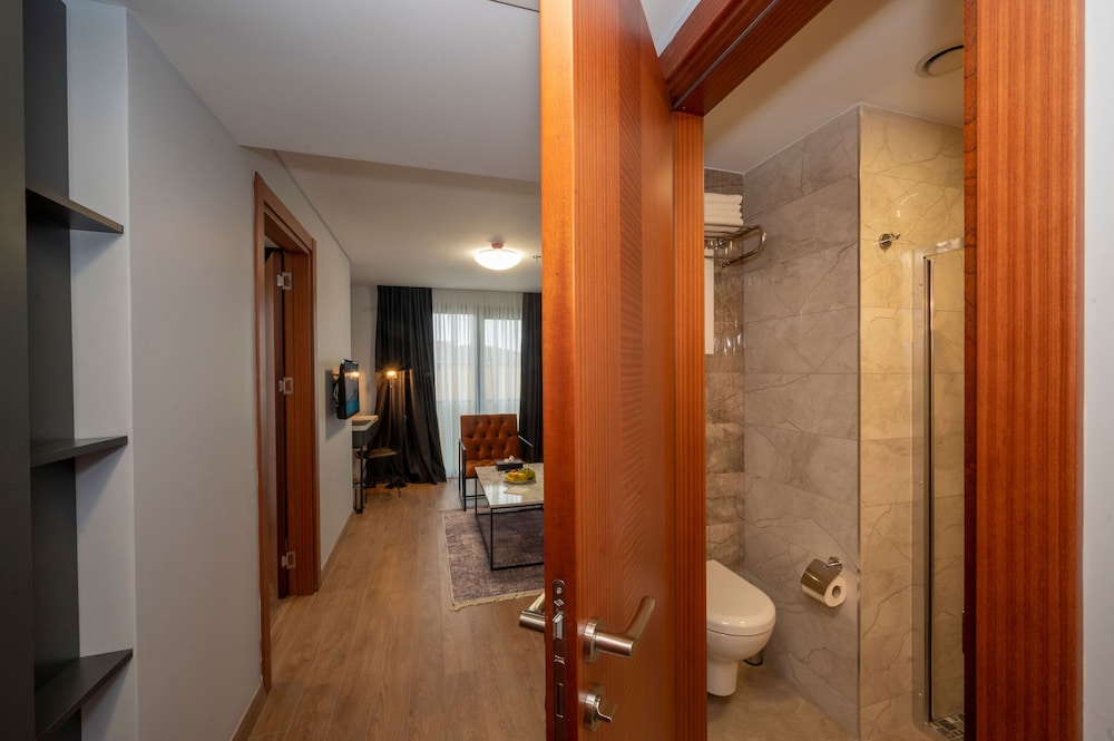 Ka Suites & Hotel 57/58