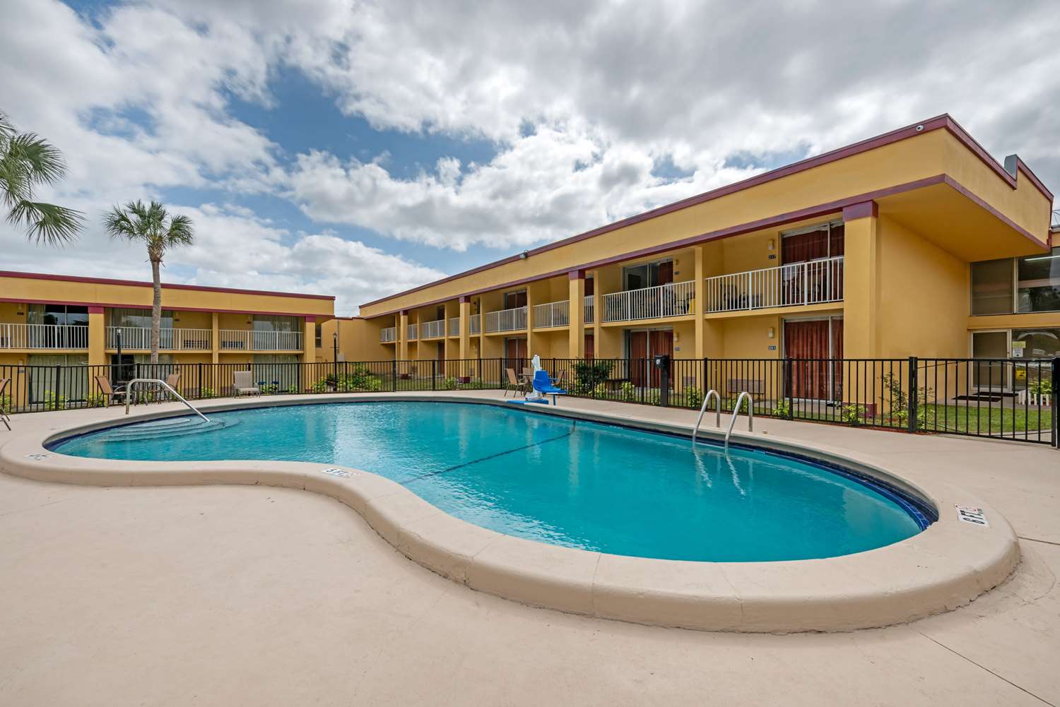 Rodeway Inn Clermont North 3/9