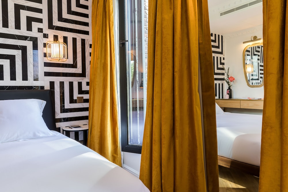 Hotel Rose Bourbon 27/70