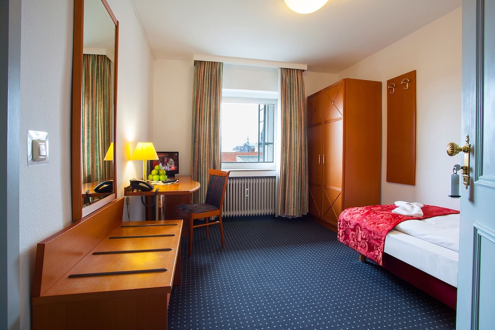 Centro Hotel Royal 18/33