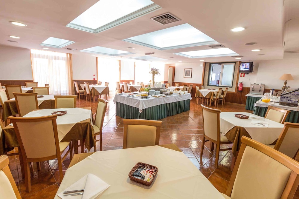 restaurant-cafeteria