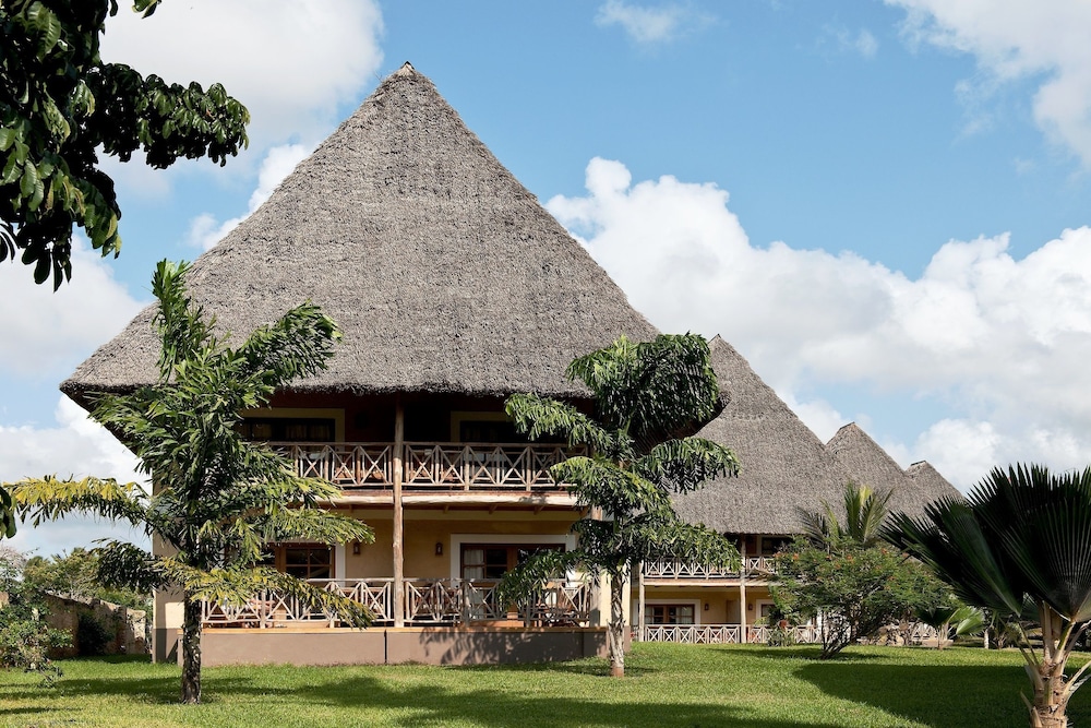 Neptune Palm Beach Boutique Resort & Spa in DIANI BEACH