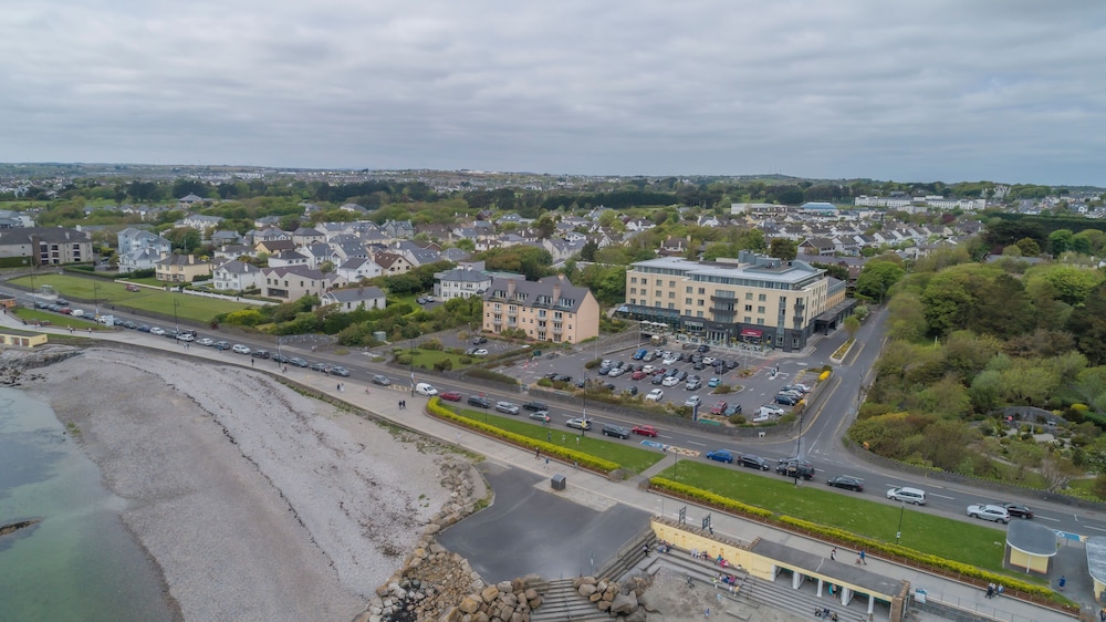 Salthill Hotel 59/61
