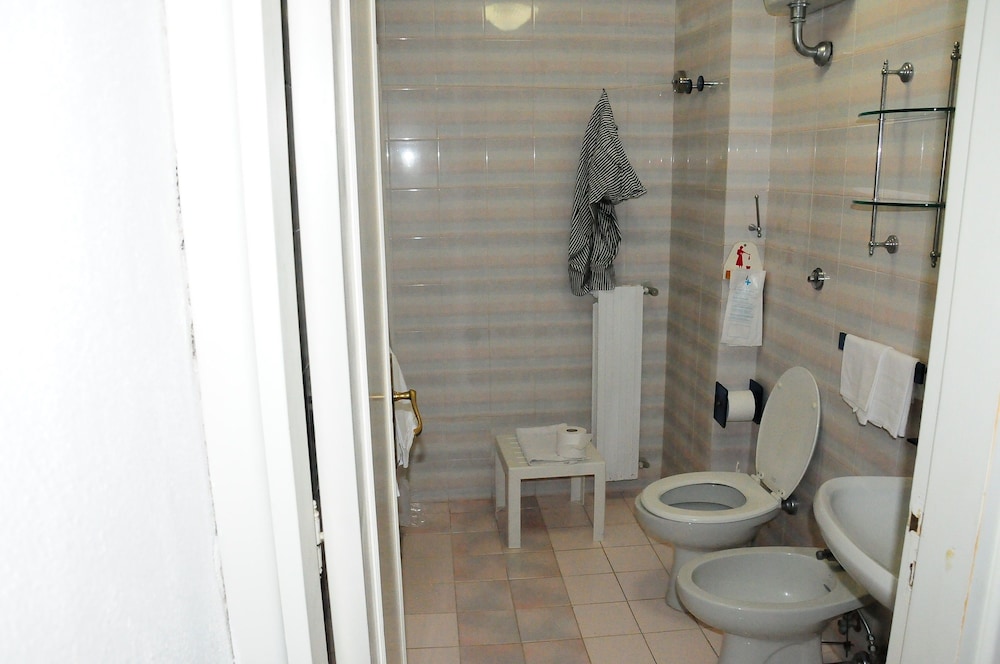 Hotel Belsole Ischia 48/50