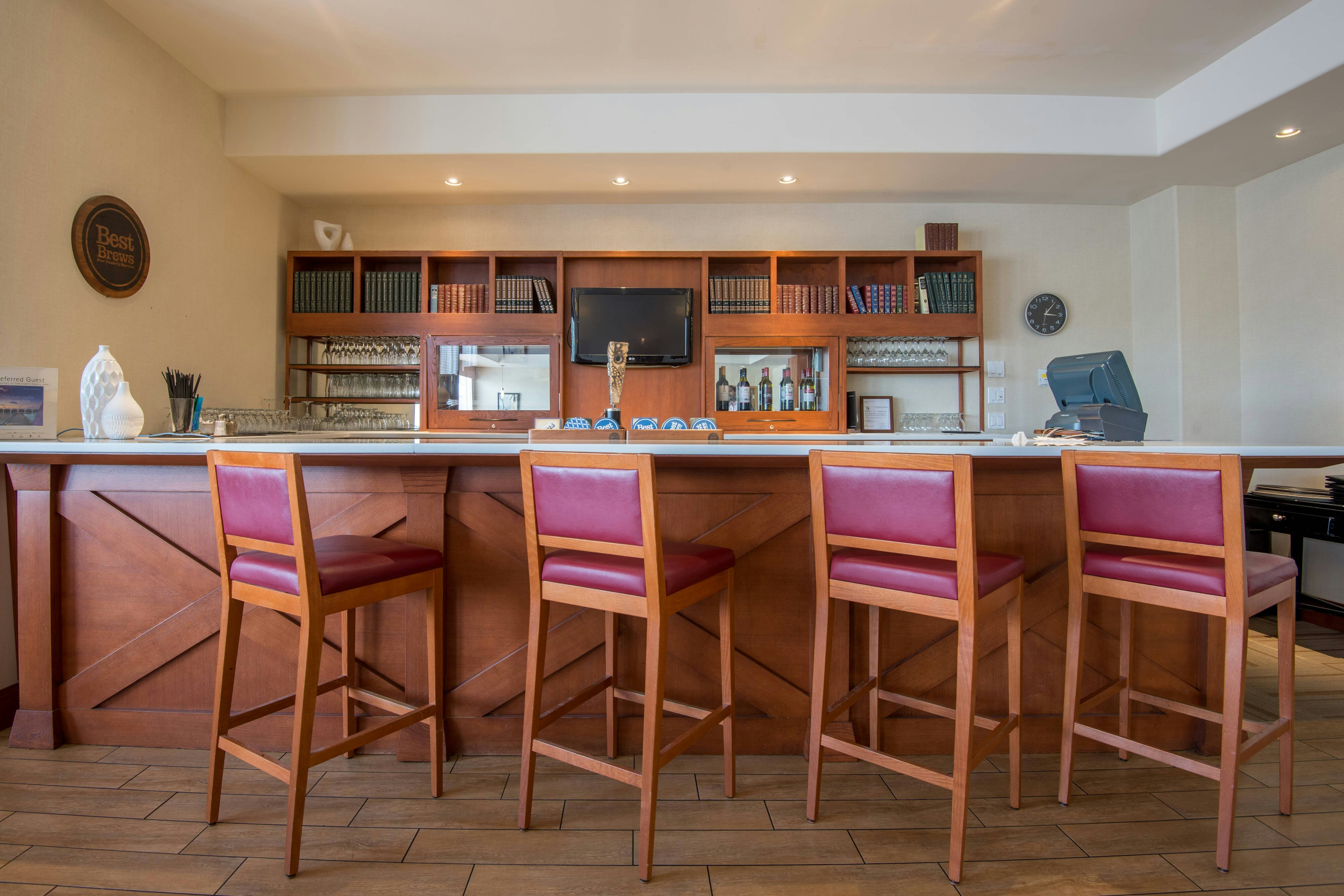 Four Points by Sheraton Saskatoon 4/11