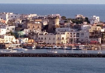 Villa Carolina Ischia 写真2